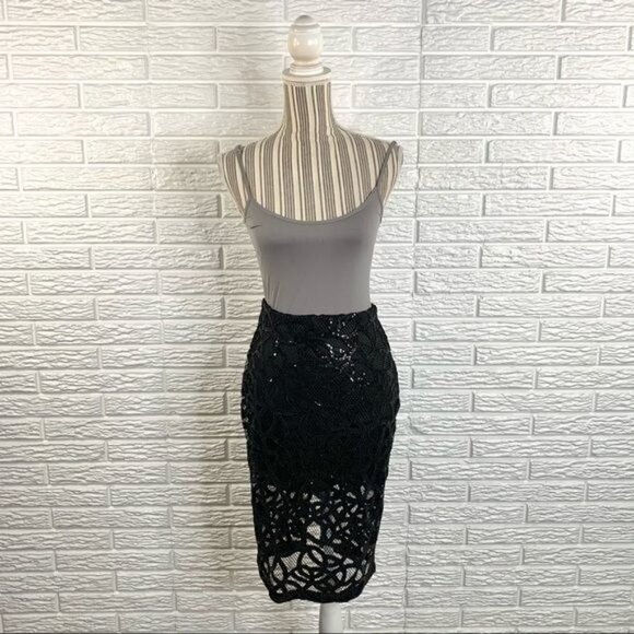 Express Black Sequined Lace Pencil Skirt Size 0 - Picture 1 of 7